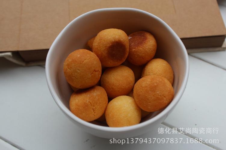匠心传承，青花瓷韵——厂家直销韩式礼品碗套装